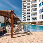 Hermoso Apartamento vista al mar El Laguito